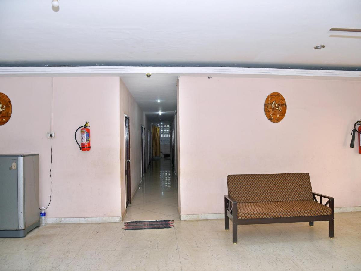 Hotel Aditya Pondicherry Exterior photo