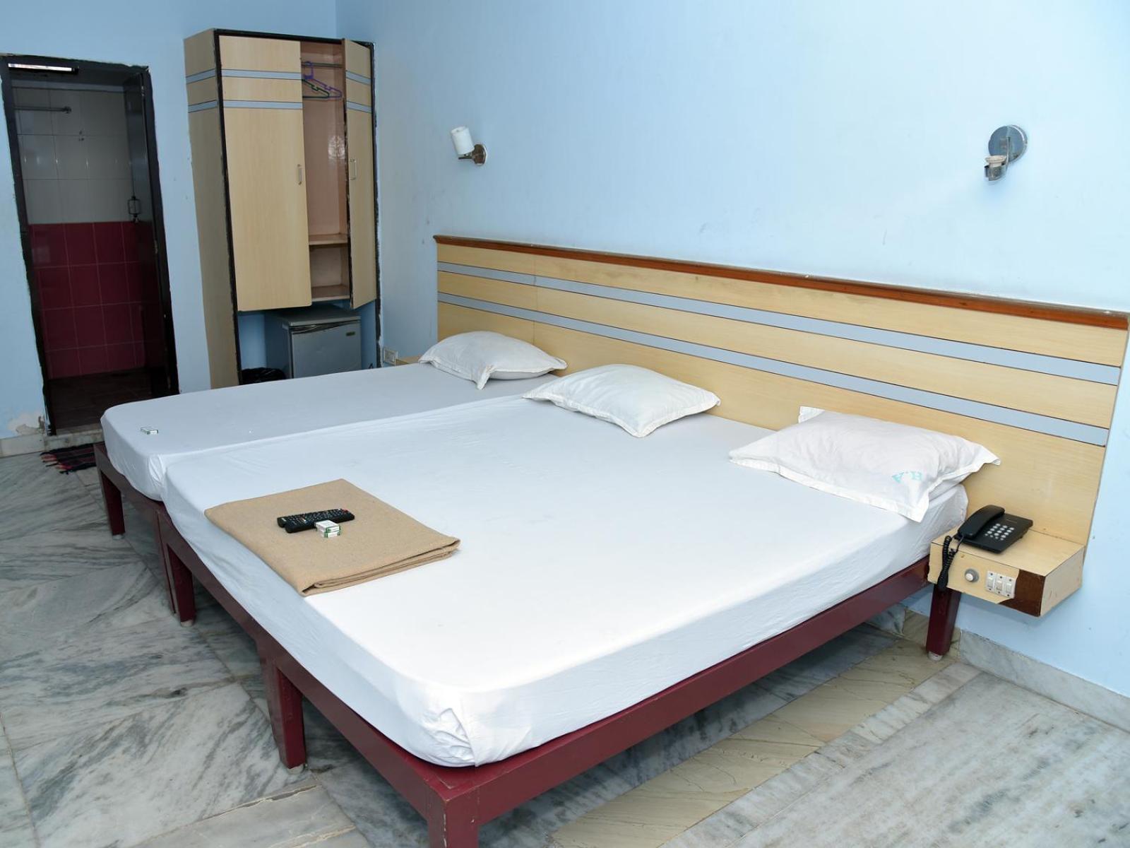 Hotel Aditya Pondicherry Exterior photo