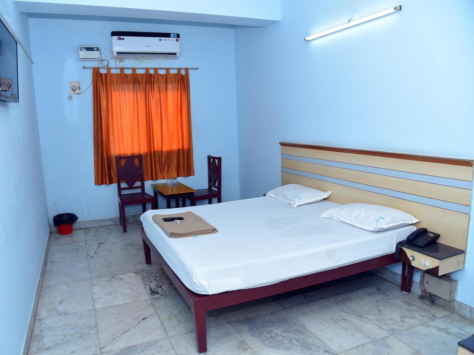 Hotel Aditya Pondicherry Exterior photo