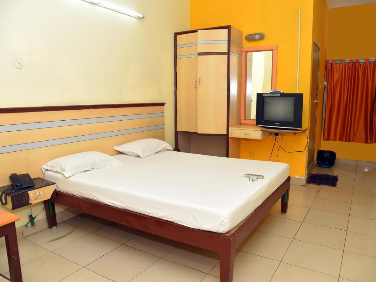 Hotel Aditya Pondicherry Exterior photo